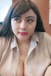 Nadia Live Publik Hot Banget