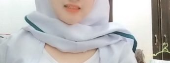 Perawat Jilbab Cantik Show Pamer Uting