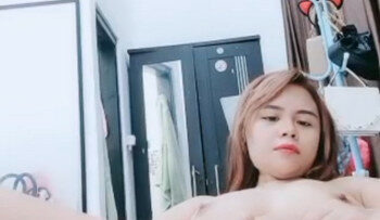 Veraa Buka Memek Lebar.jpg