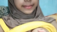 SelVi Hijab Perawan Omek.jpg