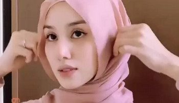 Hijab Liar Ngocok