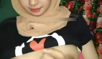 Tante Hijab Cantik