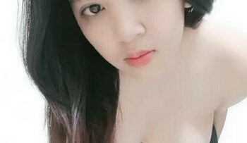 YUNA HOT 1.jpg