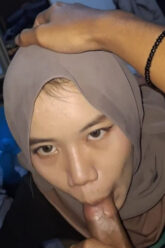 HIJAB Pacaran Telan Mani.jpg