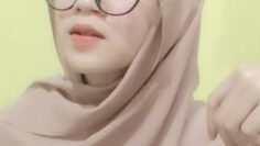 AICHAN Hijab Show Bar Bar 1.jpg