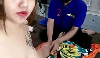 AYANK SCARLET Sewa Bapak Pijat.jpg