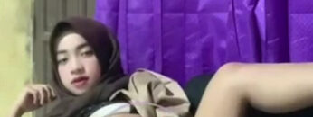 LORA Hijab Pelajar Maniak Bogel Omek.jpg