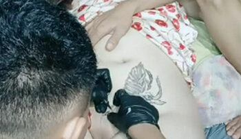 TANTE DEWI Live Bikin Tato Sambil Di Grepe.jpg