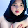 ZELLA Hijab MAsih Belia Suka Ngocok.jpg