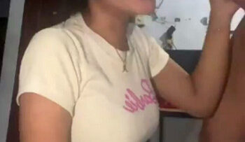 Di Sepong NANA Cakep.jpg