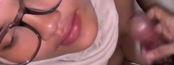 HIJAB MAHASISWi Kena Crot Muka.jpg