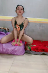Mumpung Rumah Sepi MICHA Live Colok DIldo.jpg