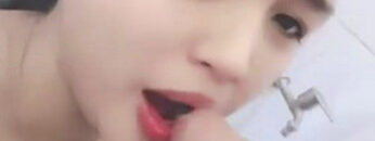 NANA TIWI Nyepong Crot Di Mulut.jpg