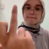 CEWE HIJAB Tantangan Omek Di Toilet Mall.jpg